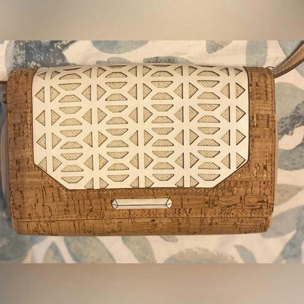 Stella & Dot Nolita Medium Crossbody-Geo Cork